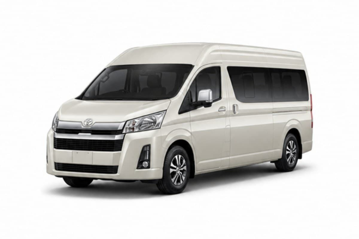 Toyota Hiace Luxury with captain seats